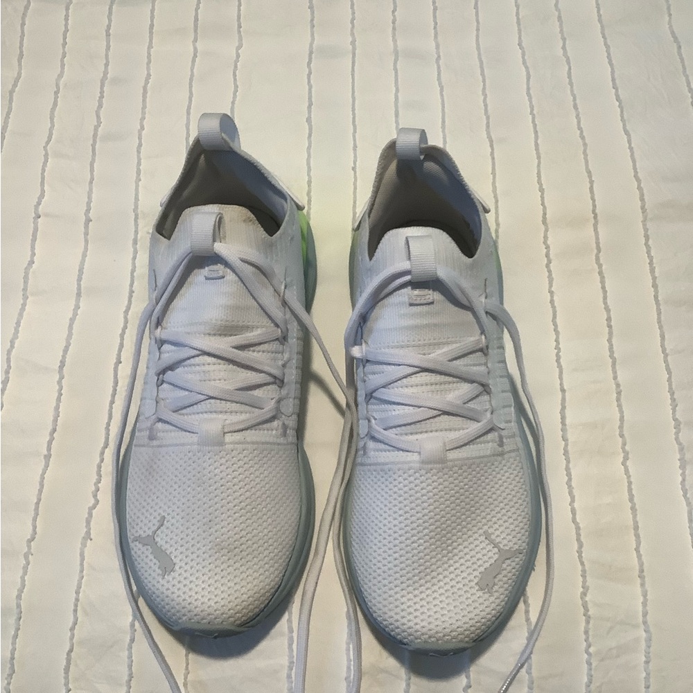 Puma women’s White and lt green Athletic Shoes